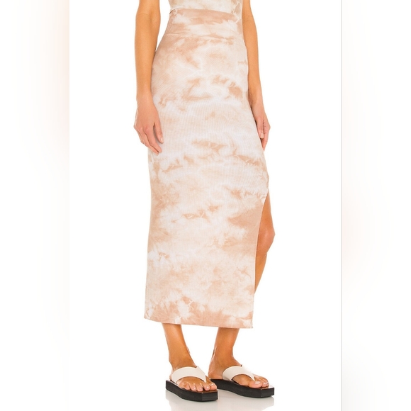 3S. NWOT ENZA COSTA SILK RIB PENCIL MAXI SKIRT IN SAND IONIC - Picture 2 of 7